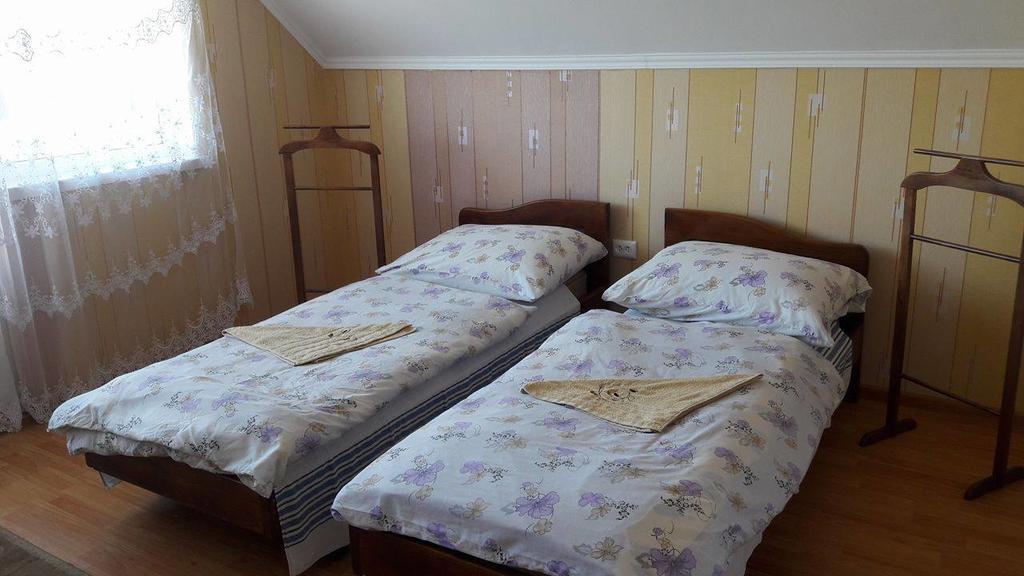 Natalia Vendeghaz Hotel Csetfalvat Екстериор снимка